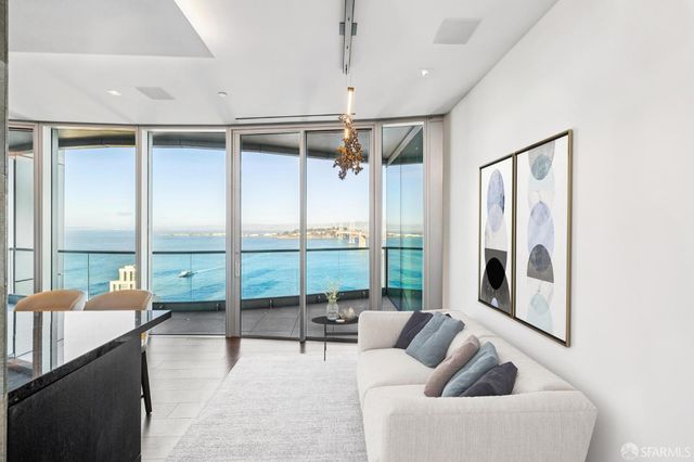 301 Main Street PH37B, San Francisco, CA 94105