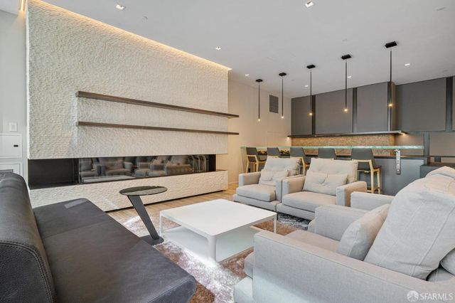 301 Main Street PH37B, San Francisco, CA 94105