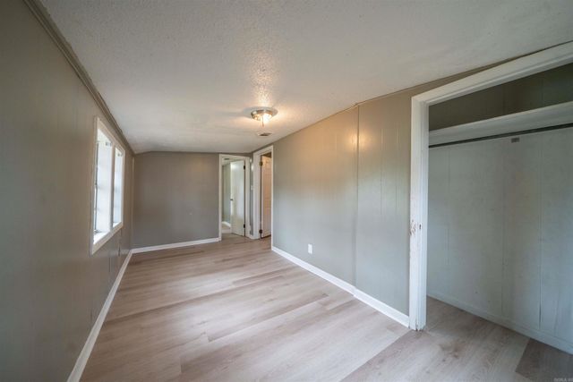 807 Walnut Street, Conway, AR 72032