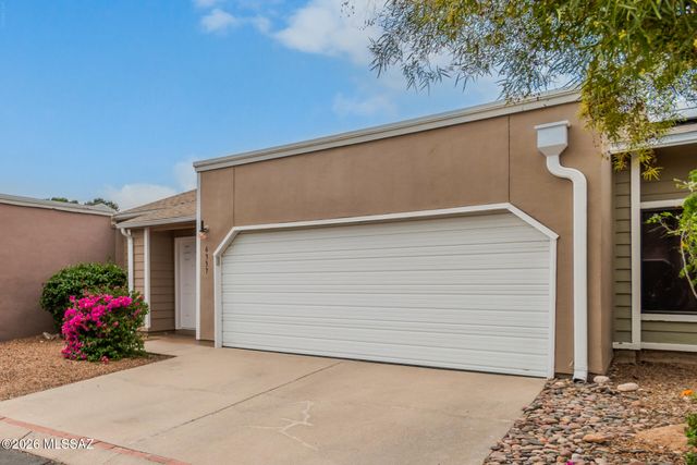 6337 N Willowbrook Drive, Tucson, AZ 85704