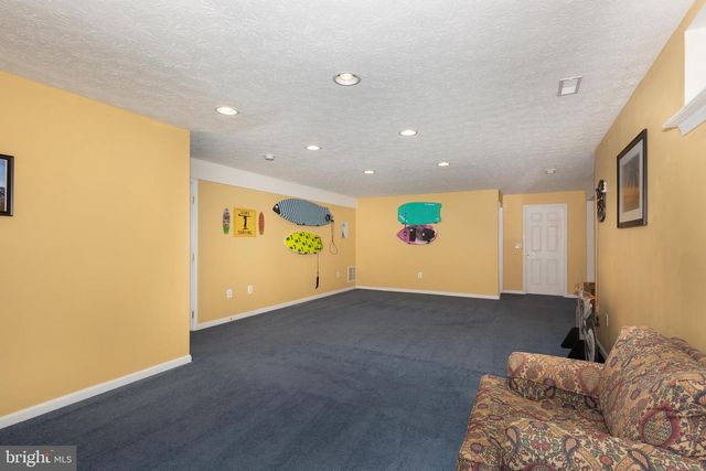 126 BENTLEY ST, Taneytown, MD 21787