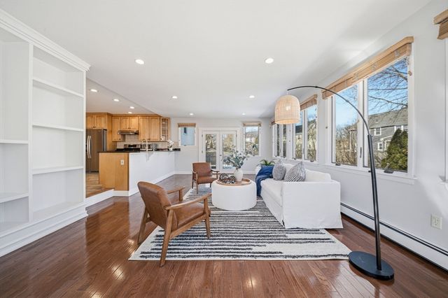 92 Shaw Rd, Belmont, MA 02478