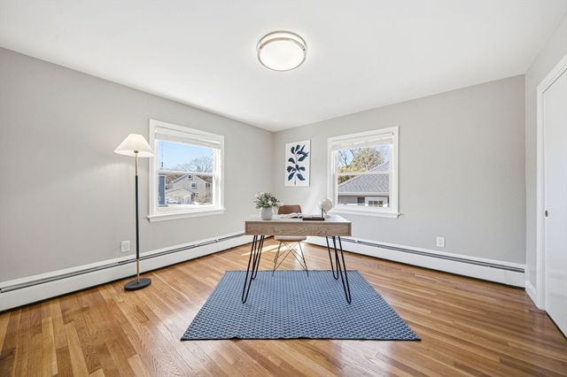 92 Shaw Rd, Belmont, MA 02478