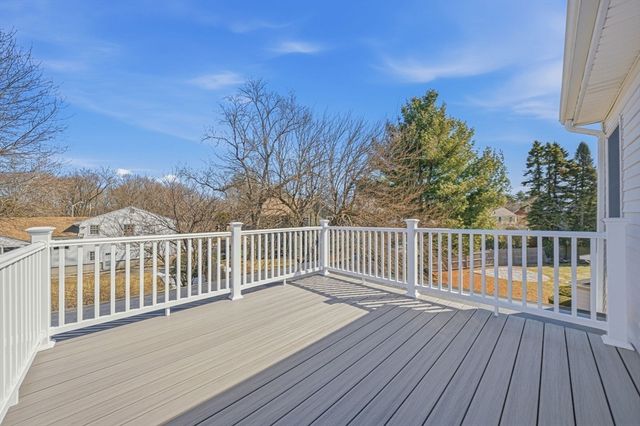 92 Shaw Rd, Belmont, MA 02478