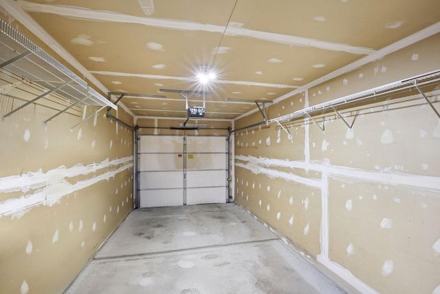 323 Sheffield Court 5, Roselle, IL 60172