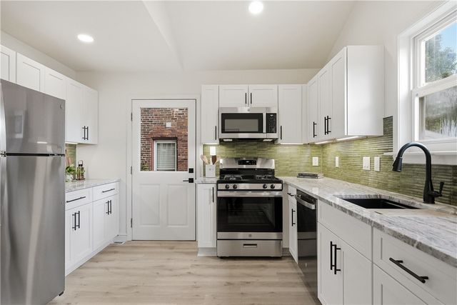 1709 Buena Vista St, Central North Side, PA 15212