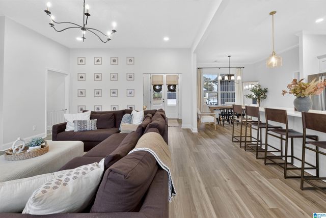 552 WATERFORD WAY, Jacksonville, AL 36265