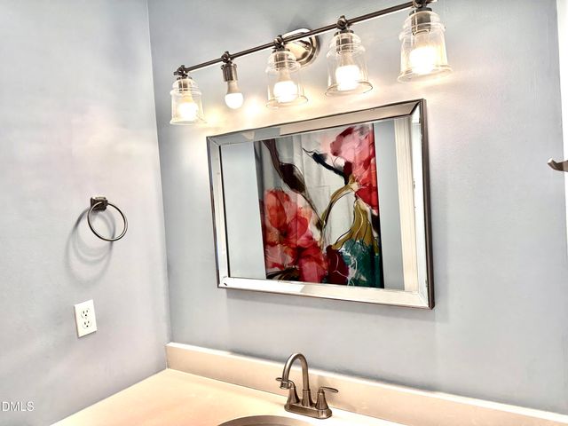 1233 Cranebridge Place, Chapel Hill, NC 27517