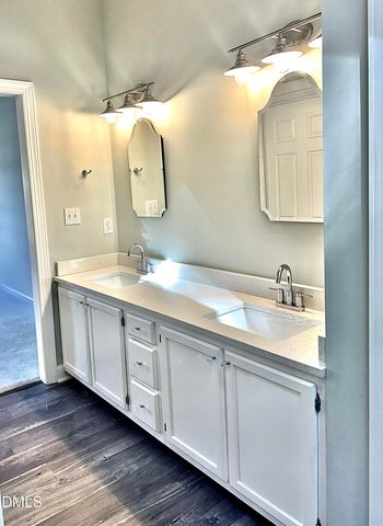 1233 Cranebridge Place, Chapel Hill, NC 27517