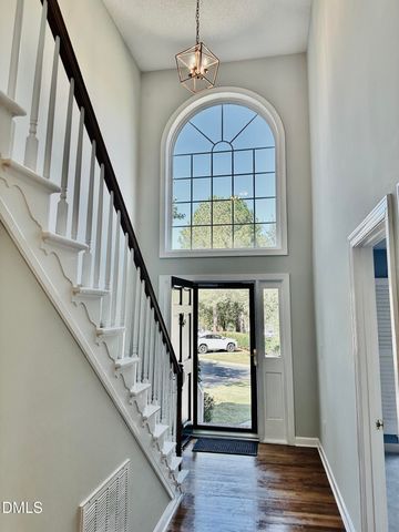 1233 Cranebridge Place, Chapel Hill, NC 27517