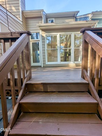 1233 Cranebridge Place, Chapel Hill, NC 27517