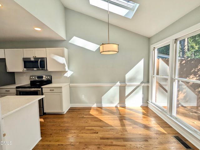 1233 Cranebridge Place, Chapel Hill, NC 27517