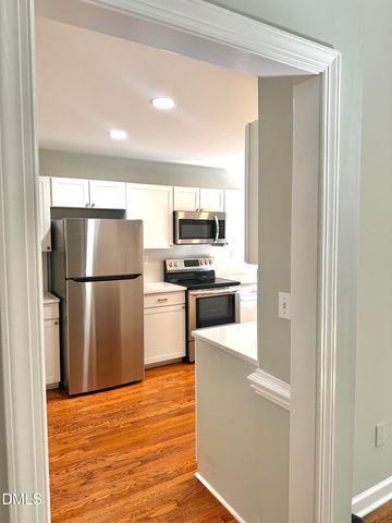 1233 Cranebridge Place, Chapel Hill, NC 27517