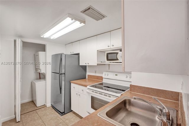 770 Claughton Island Dr 709, Miami, FL 33131