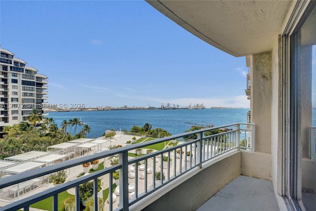 770 Claughton Island Dr 709, Miami, FL 33131