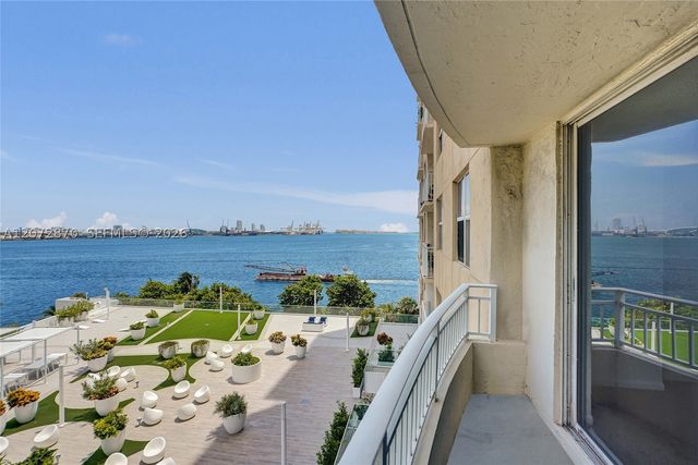 770 Claughton Island Dr 709, Miami, FL 33131