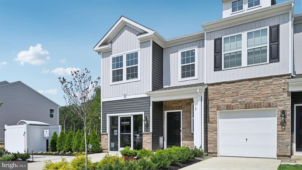 1 WHALER DRIVE, Runnemede, NJ 08078