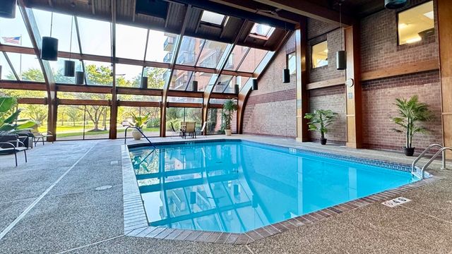 3920 Mystic Valley Pkwy 817, Medford, MA 02155