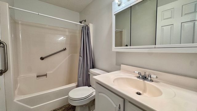 3920 Mystic Valley Pkwy 817, Medford, MA 02155