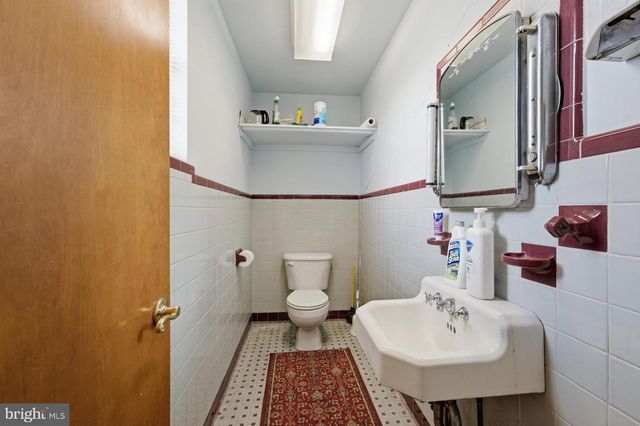 100 MANTUA BLVD, Mantua, NJ 08051