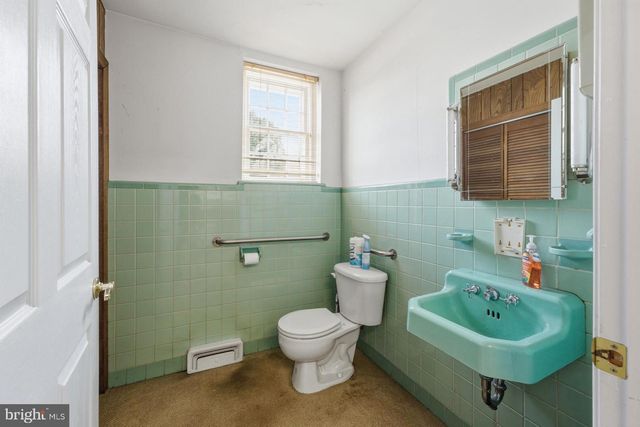100 MANTUA BLVD, Mantua, NJ 08051