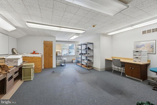 100 MANTUA BLVD, Mantua, NJ 08051