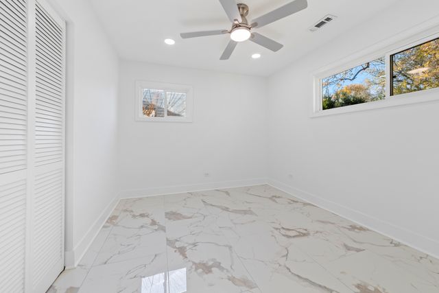 16125 Trumbull Avenue, Markham, IL 60428