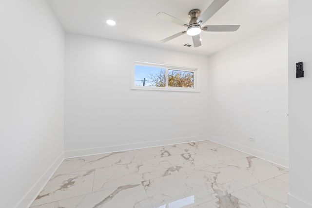 16125 Trumbull Avenue, Markham, IL 60428