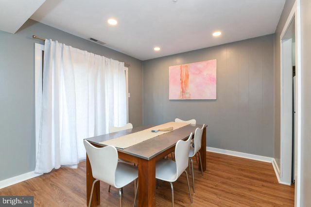 87 WOODWAY DR, West Deptford, NJ 08066