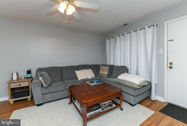 87 WOODWAY DR, West Deptford, NJ 08066