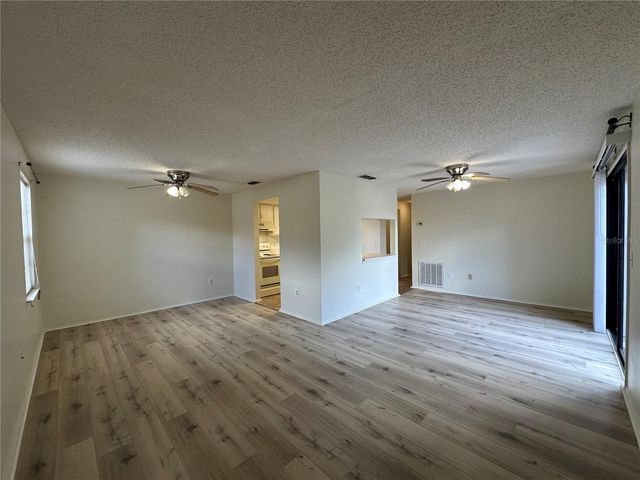 4022 BEAVER LANE 1000H, Port Charlotte, FL 33952