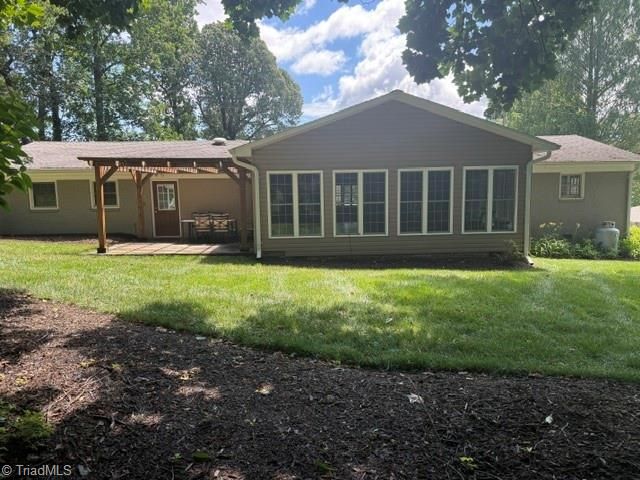 271 Green Way Lane, Wilkesboro, NC 28697