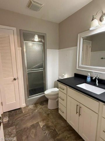 271 Green Way Lane, Wilkesboro, NC 28697