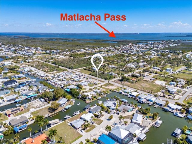 3535 FIFTH AVE, St James City, FL 33956