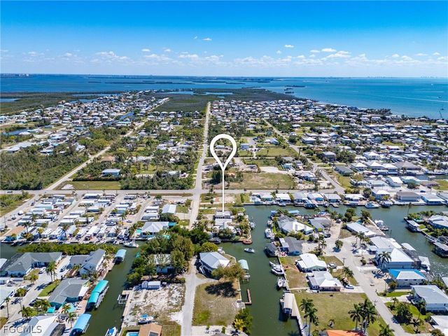 3535 FIFTH AVE, St James City, FL 33956