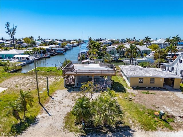 3535 FIFTH AVE, St James City, FL 33956