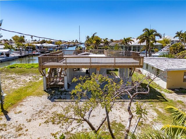 3535 FIFTH AVE, St James City, FL 33956