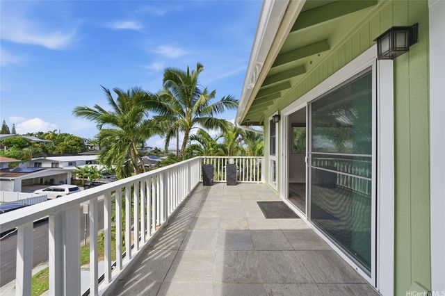 1386 Nanialii Street, Kailua, HI 96734
