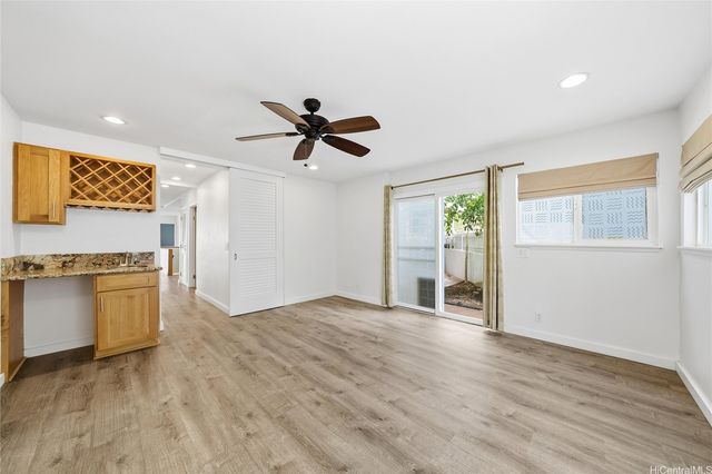 1386 Nanialii Street, Kailua, HI 96734