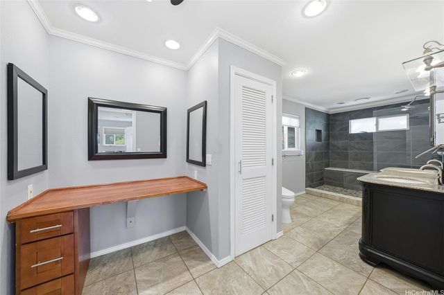 1386 Nanialii Street, Kailua, HI 96734