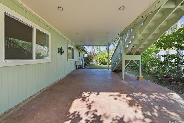 1386 Nanialii Street, Kailua, HI 96734