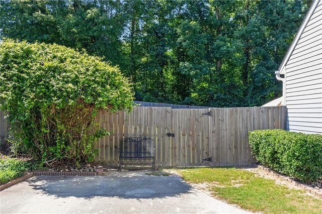 1425 Willow River Run, Grayson, GA 30017