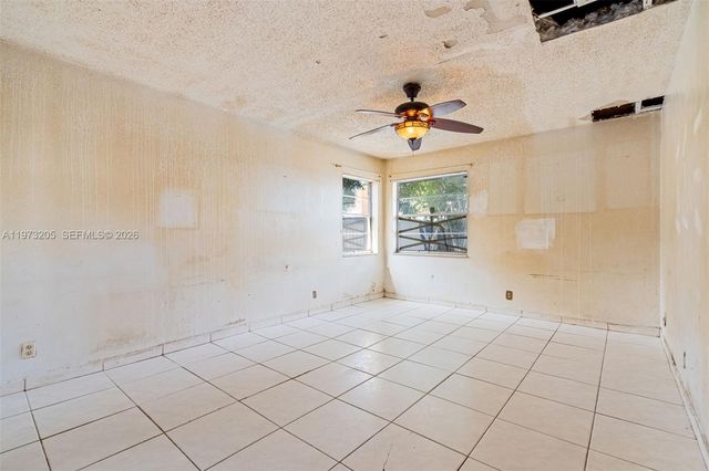 7389 NW 48th Pl, Lauderhill, FL 33319