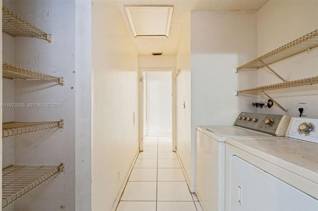 7389 NW 48th Pl, Lauderhill, FL 33319