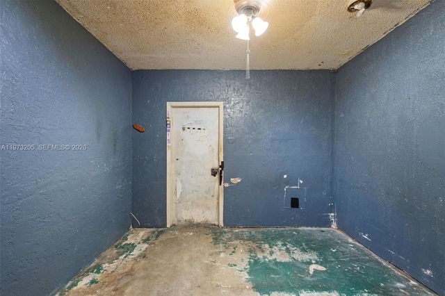 7389 NW 48th Pl, Lauderhill, FL 33319