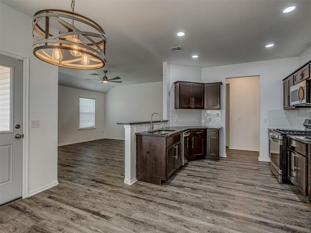 1720 Castle Street, Oklahoma City, OK 73120