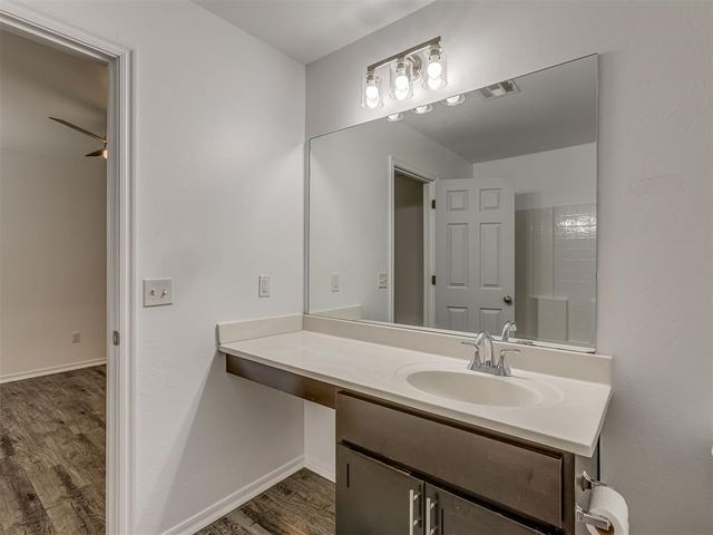 1720 Castle Street, Oklahoma City, OK 73120