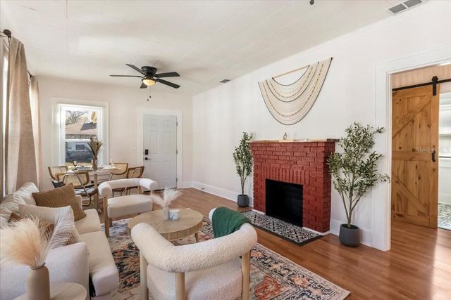 1131 10TH AVENUE S, St Petersburg, FL 33705