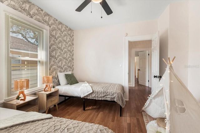 1131 10TH AVENUE S, St Petersburg, FL 33705