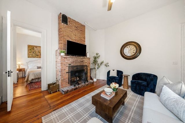 12 Cordis Street 1, Boston, MA 02129